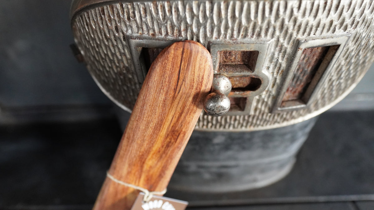 Modern Kitchen Spurtle